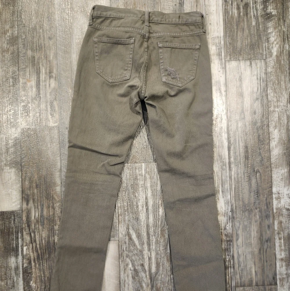 GAP 1969 girlfriend